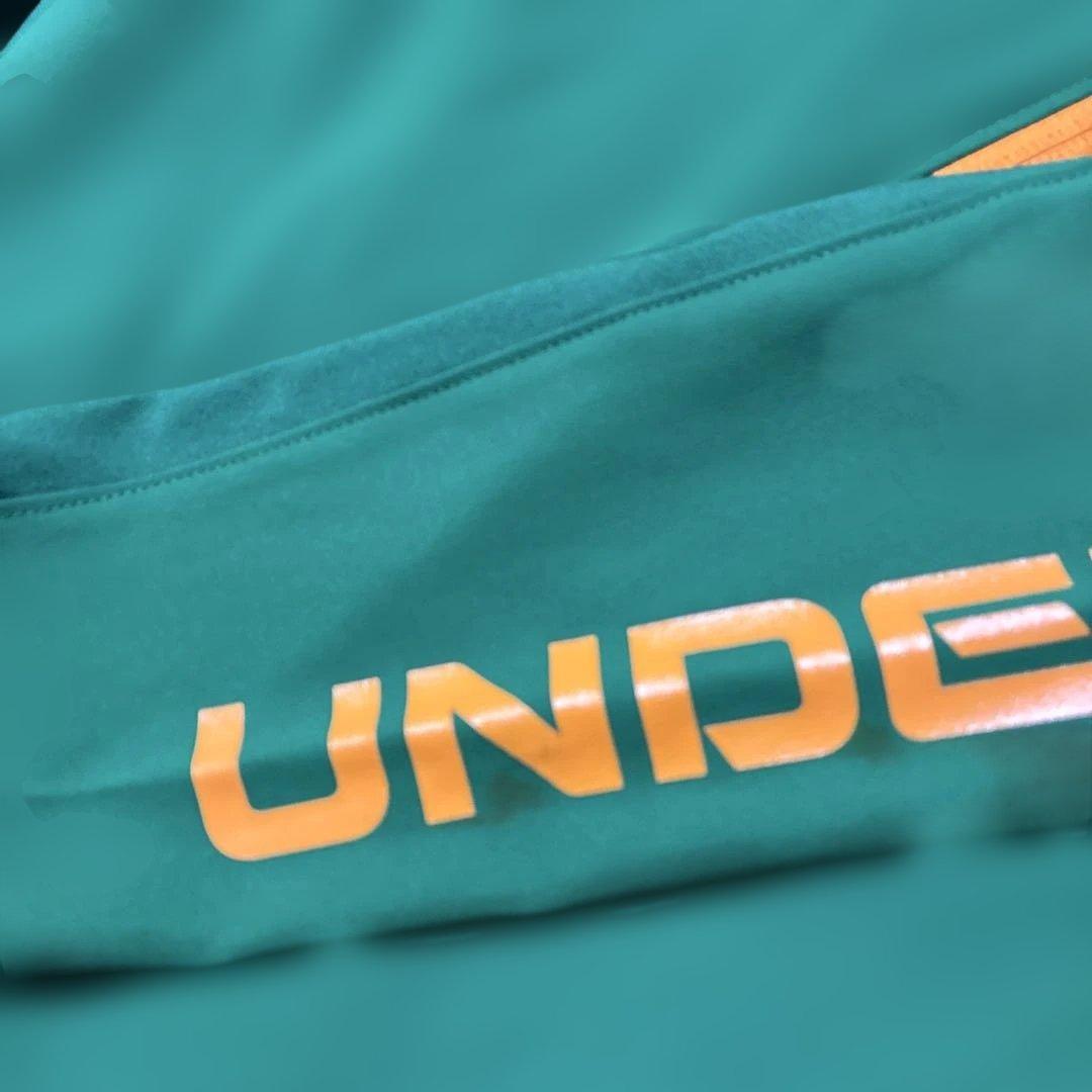 青森山田高校サッカー部アンダーアーマーフルジップトレーニングウェア長袖三冠世代