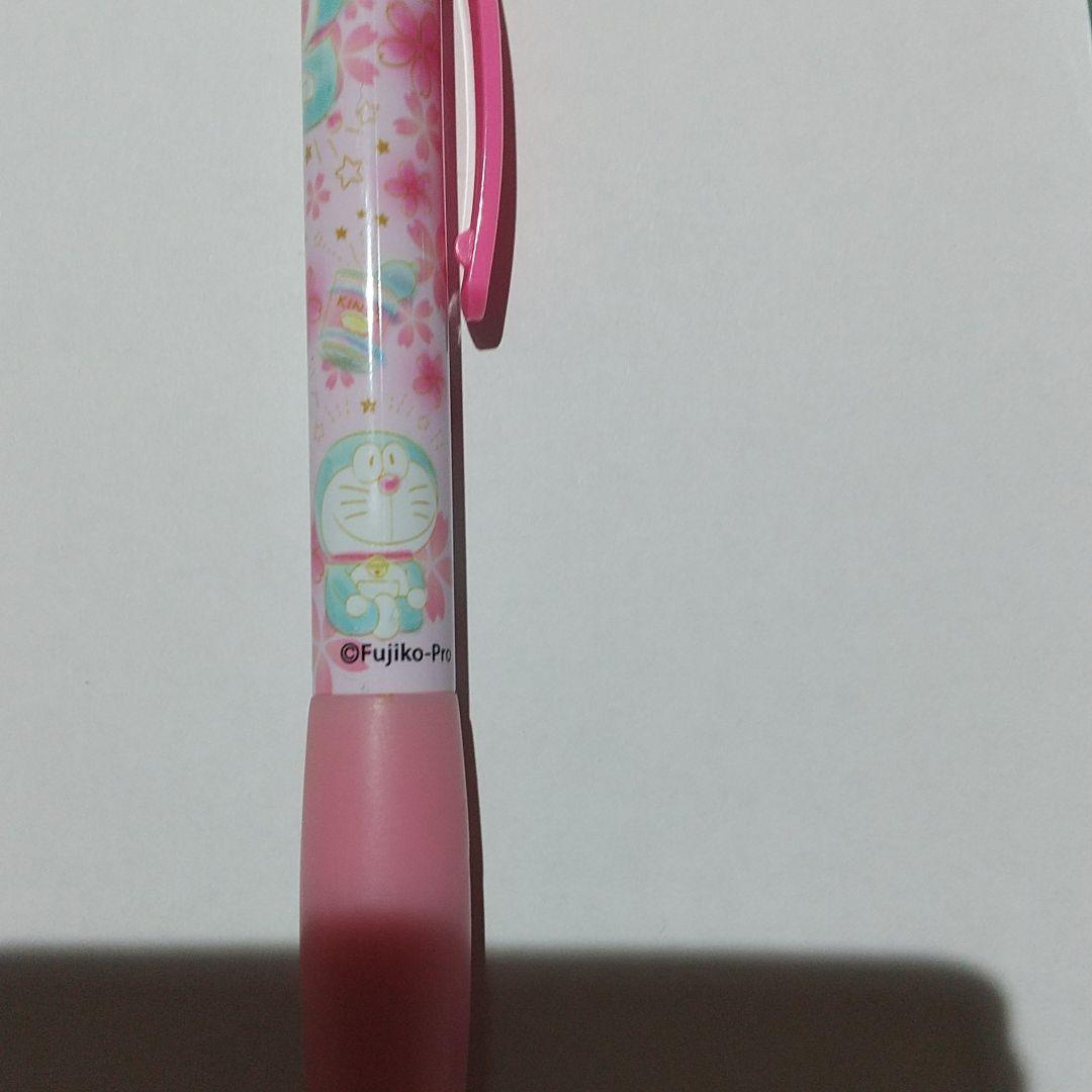 ドラえもん　ボールペン　黒インク