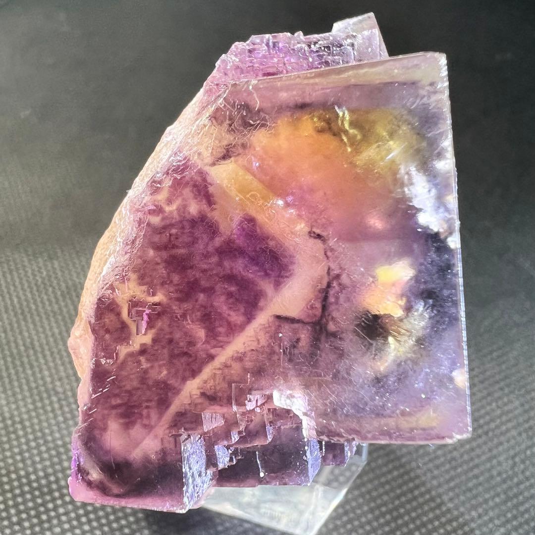 ナミビア　オコルス鉱山　パープルゾーニング　イエローフローライト