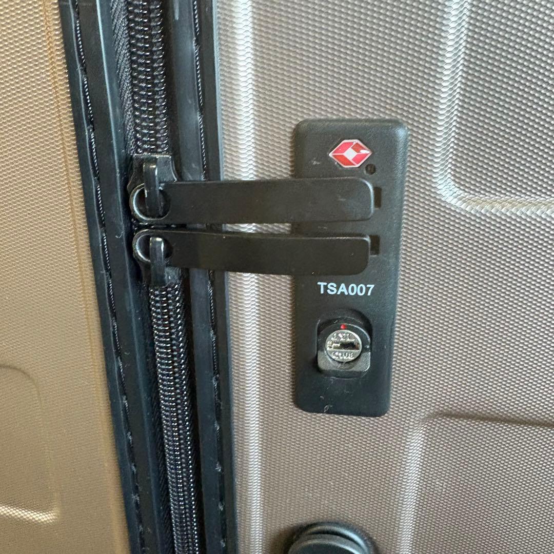 MUJI 無印良品 バーの高さを自由に調節できるストッパー付きキャリー 85L