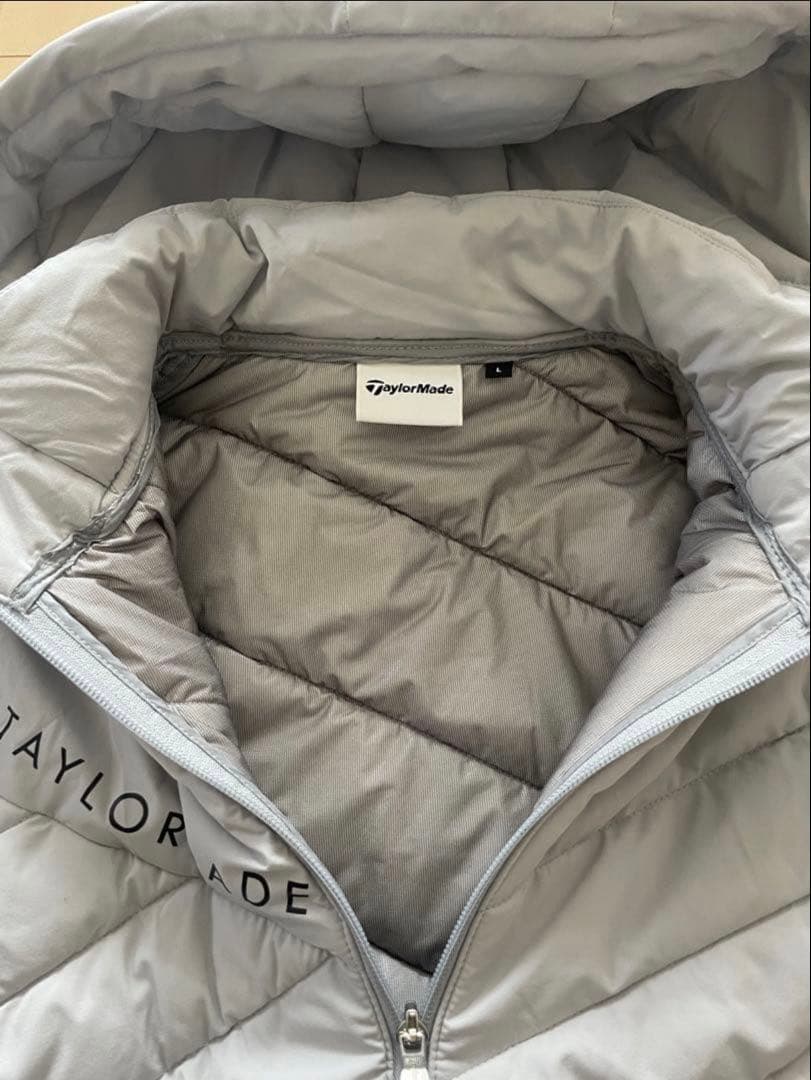 【お値下げ】秋冬に♪TaylorMade golf レディース 中綿ブルゾン　L