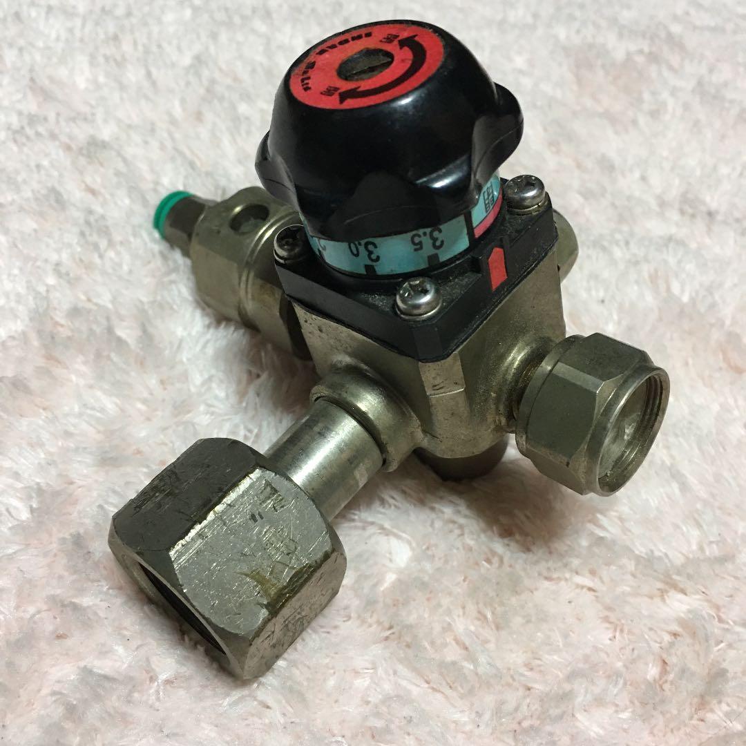 ビールサーバー用　減圧弁