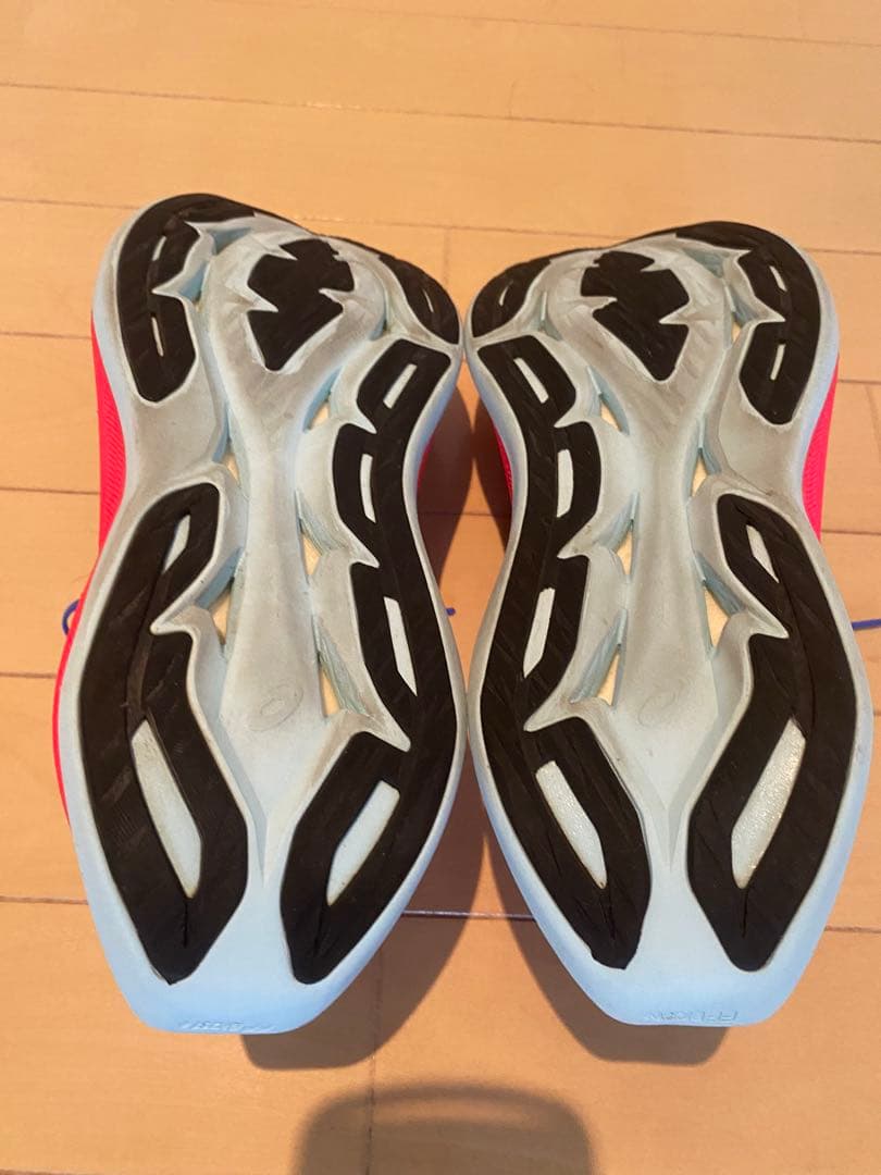 アシックス スーパーブラスト マラソン ランニング ジョギング シューズ25.5