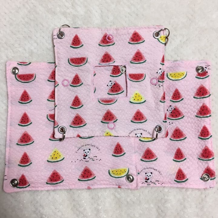 モモンガハウス(パンダスイカ柄)  夏仕様  涼しい夏生地を使用❗️1600円