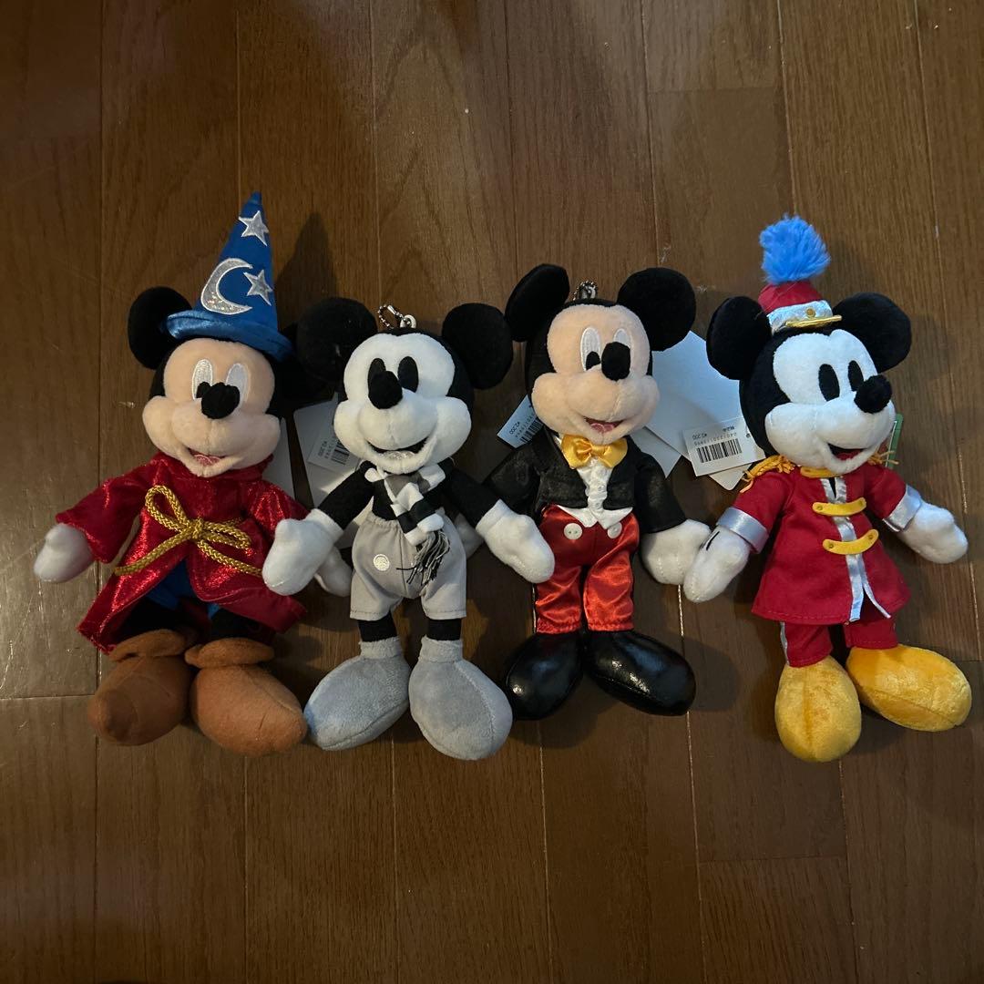 ディズニー ミートミッキー ぬいぐるみバッジ