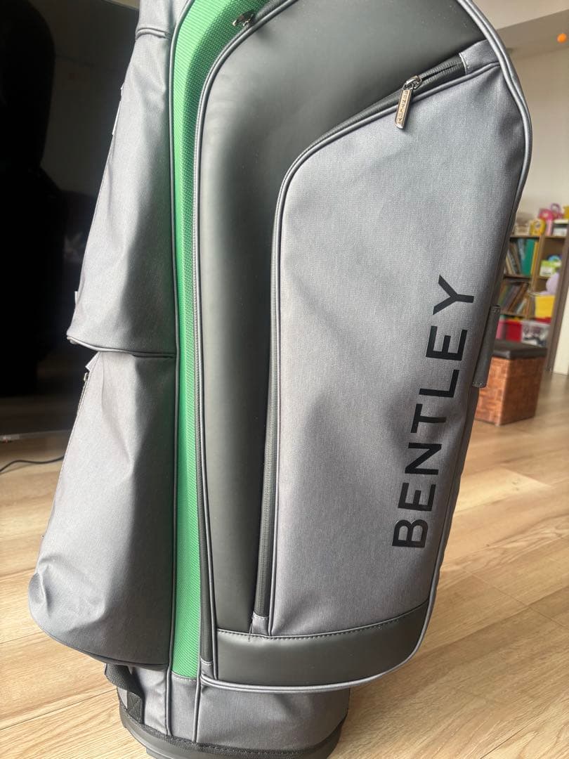 新品BENTLEY（ベントレー）ゴルフクラブバッグ ゴルフバッグ 高級デザイン