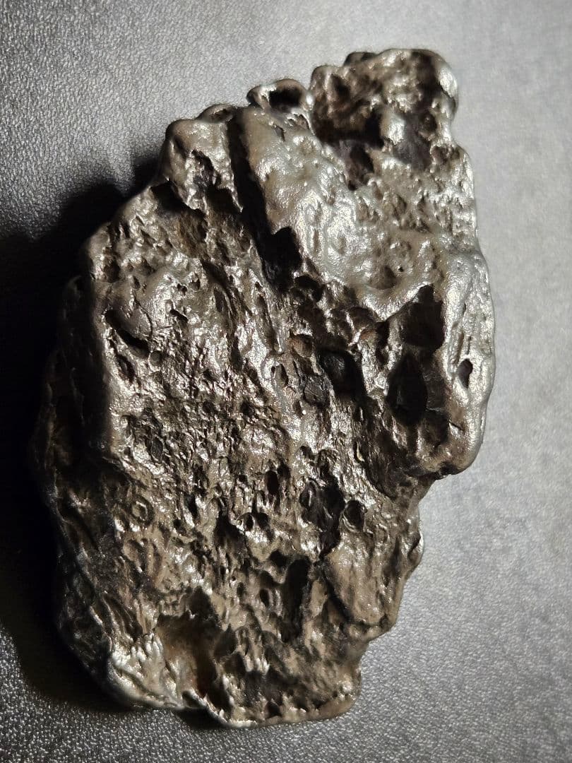 鉄隕石 427g　ドロニノ隕石　メテオライト