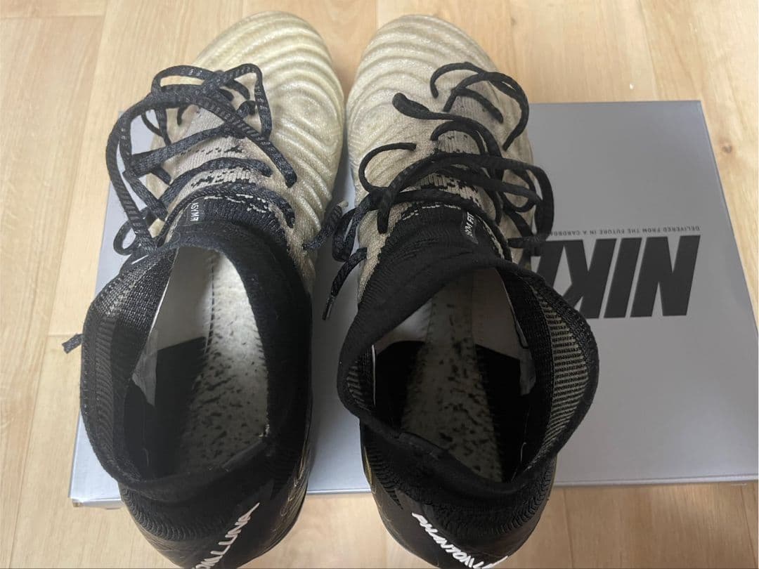 NIKE Phantom Luna サッカーシューズFGソール