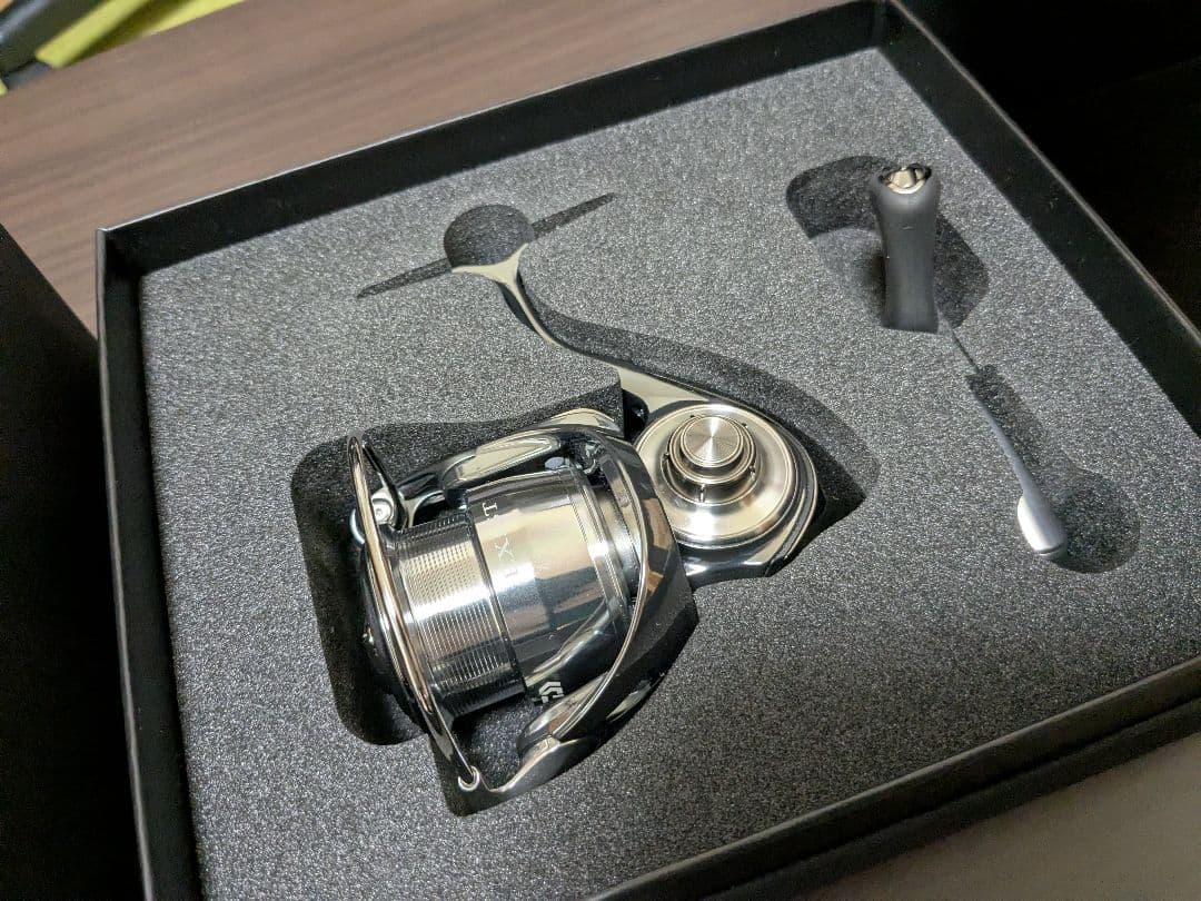 【新品未使用】ダイワ 22 イグジスト　LT2000S-P EXIST