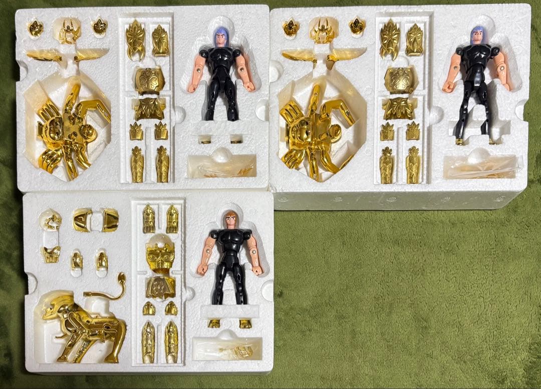 聖闘士聖衣大系　当時物　黄金聖闘士12種18個 【開封使用品欠品有り】おまけ付き