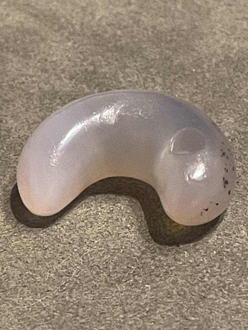 古墳時代　瑪瑙製勾玉