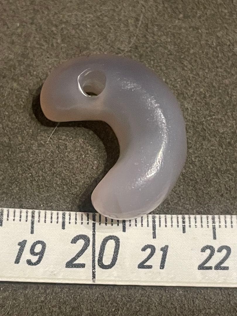 古墳時代　瑪瑙製勾玉