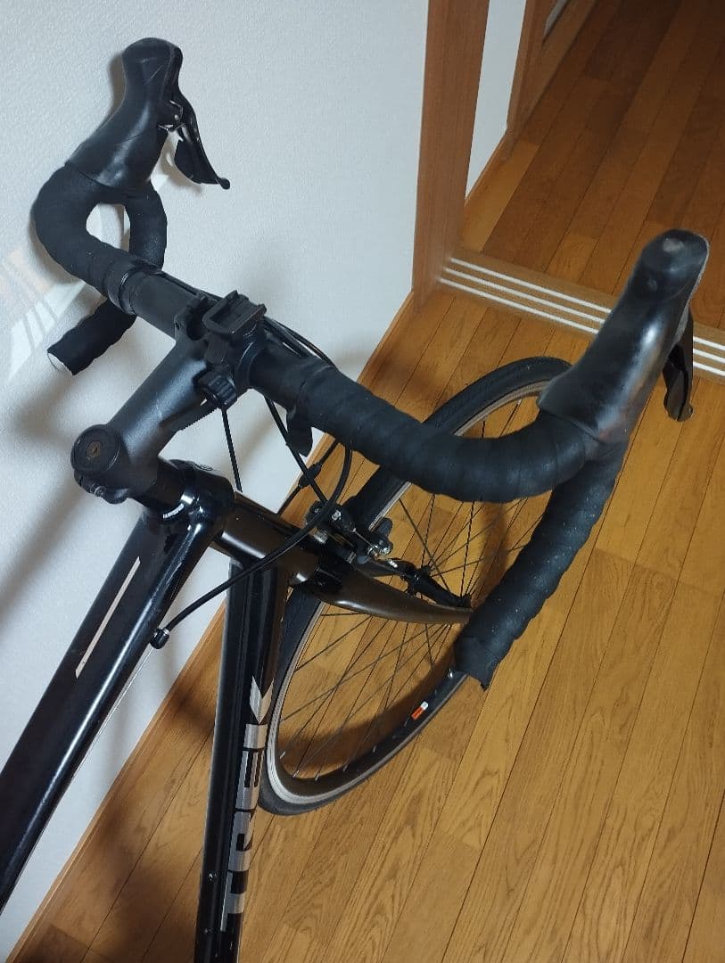 TREK Domane AL3 シマノSORA ロードバイク