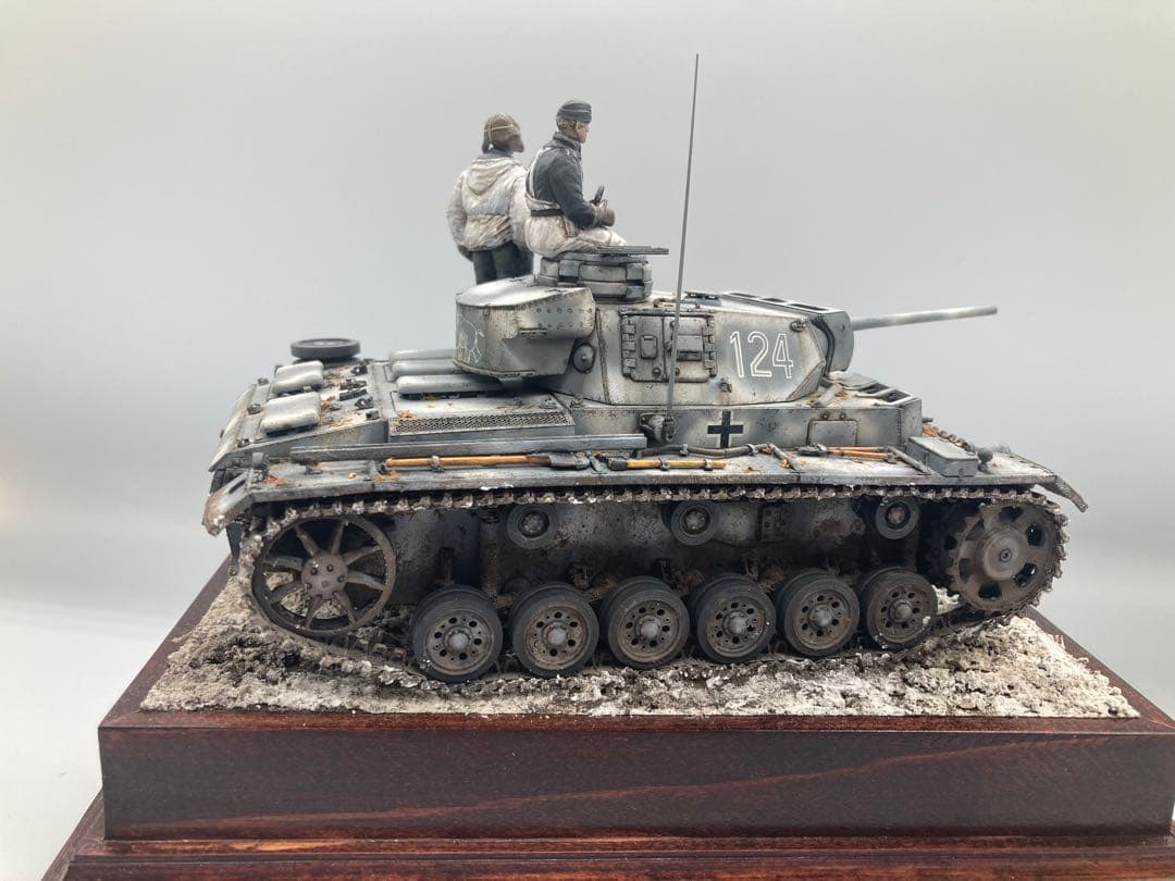 戦車完成品 1/35 3号戦車L型 ヴィネット全塗装済み完成品