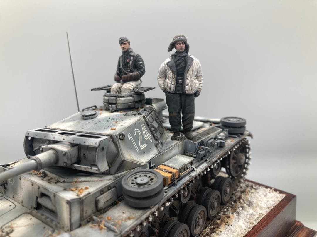 戦車完成品 1/35 3号戦車L型 ヴィネット全塗装済み完成品