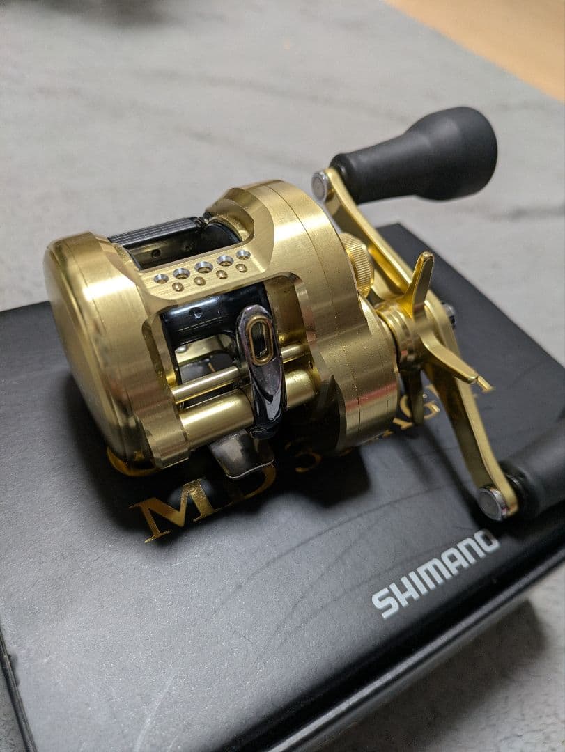 シマノ　カルカッタコンクエストMD 301XGLH