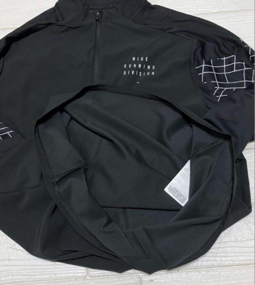 新品★ナイキランニングジャケット ディビジョン ウインドブレーカー★M