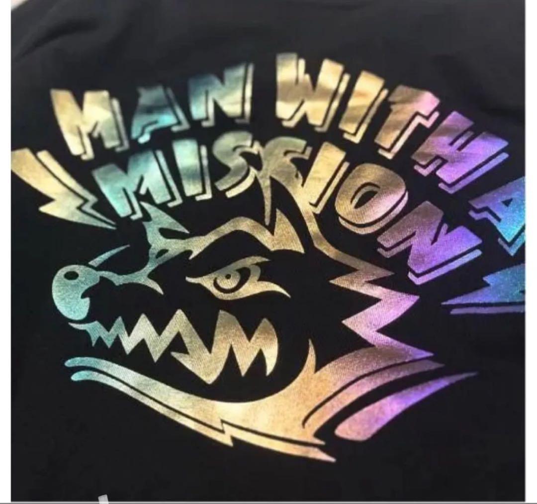 マンウィズ　Lサイズ　Too many ゴッツ ロンT（ブラック×ホログラム）