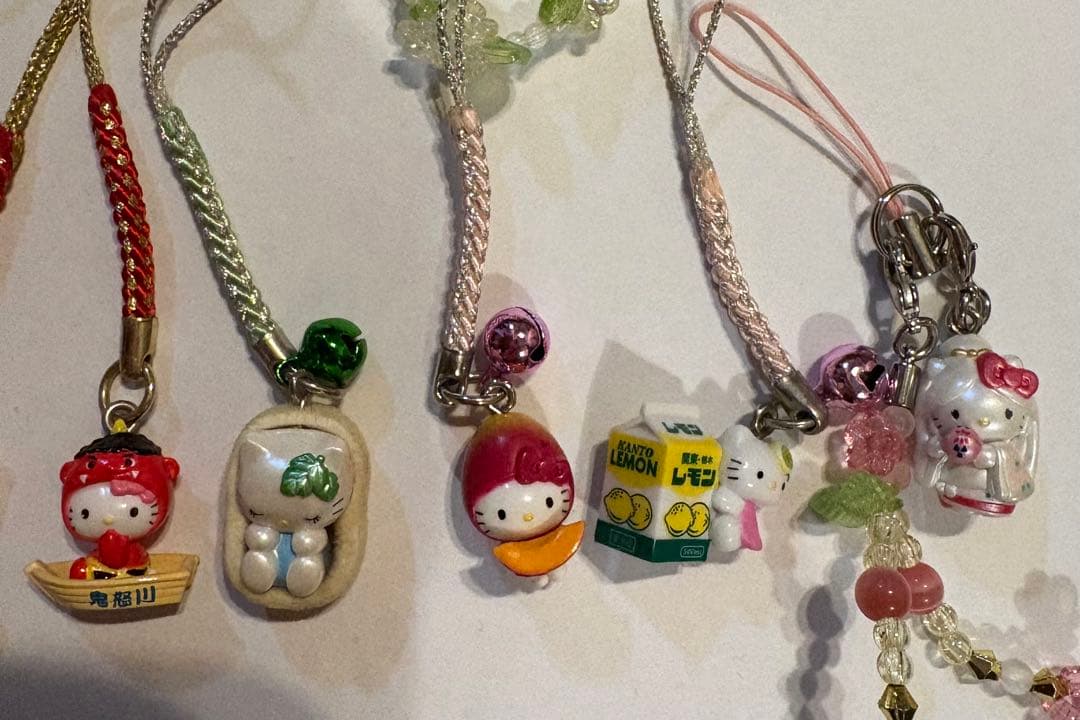 ご当地 キティ 根付け ストラップ 久光 Lifecella 67点 まとめ売り