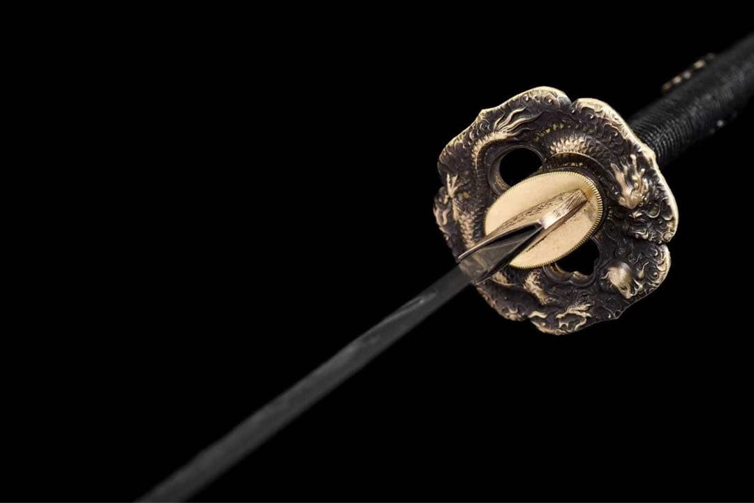 古龍野太刀 高級本格居合刀 三色研 龍神図 彫物 大漆鞘 稽古