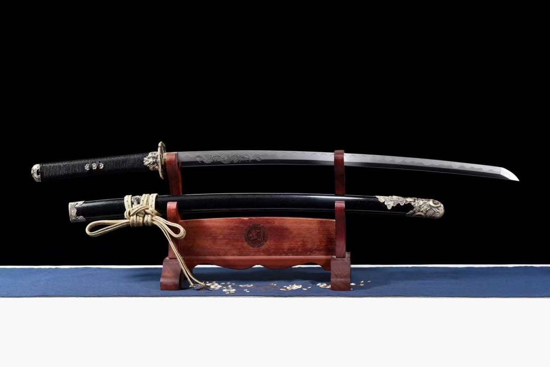 古龍野太刀 高級本格居合刀 三色研 龍神図 彫物 大漆鞘 稽古