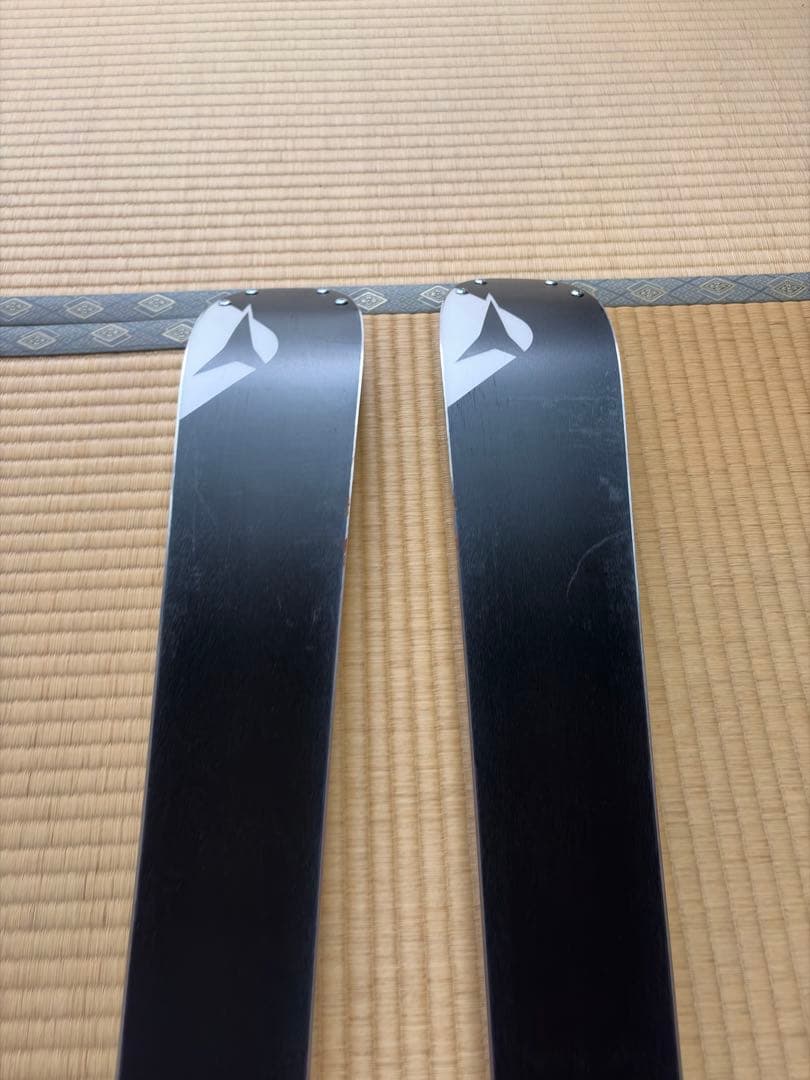 ATOMIC NOMAD オールマウンテンスキー（ポール付き）