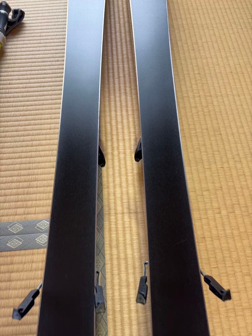 ATOMIC NOMAD オールマウンテンスキー（ポール付き）