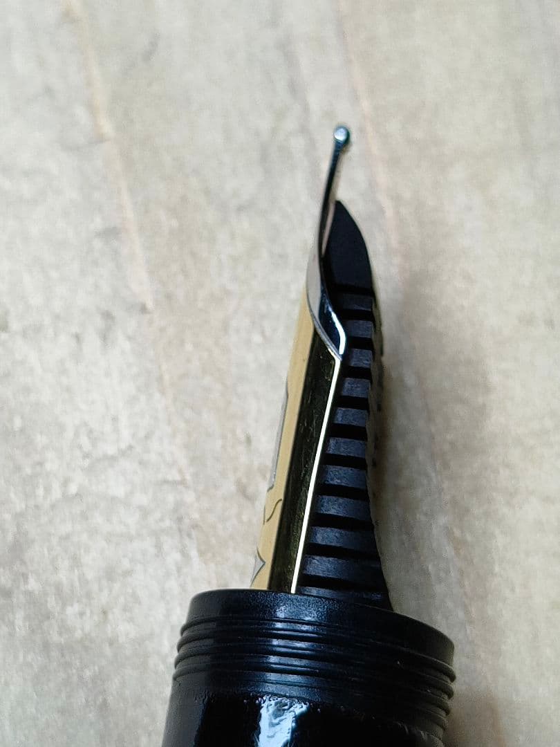 OMAS　木軸　万年筆　紫檀　Precious　Wood　オマス