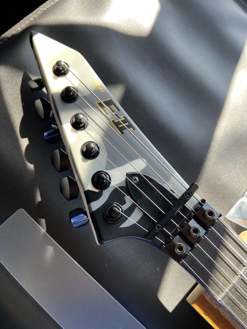 ギター E-II M-II NECK THRU Urban Camo L/H LEFTY