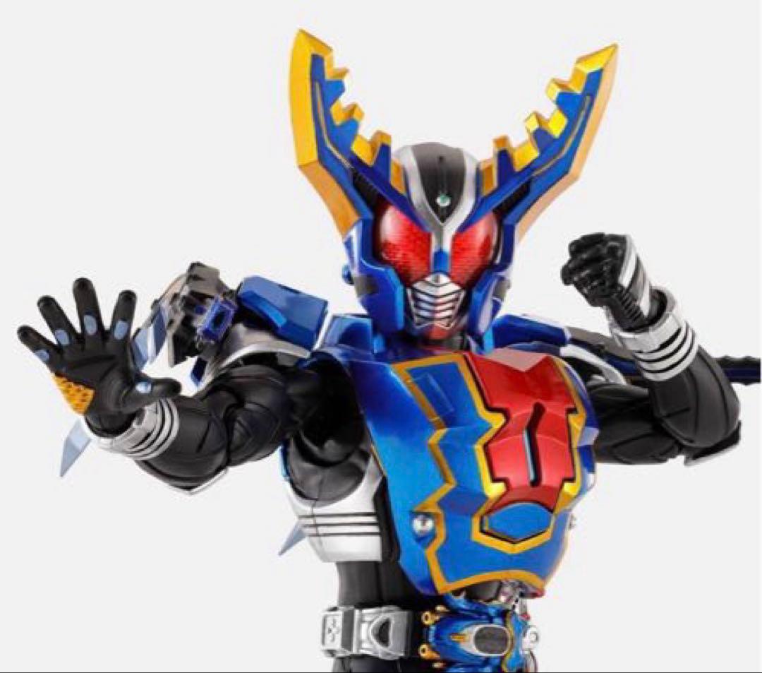 S.H.Figuarts (真骨彫製法)仮面ライダーガタックハイパーフォーム