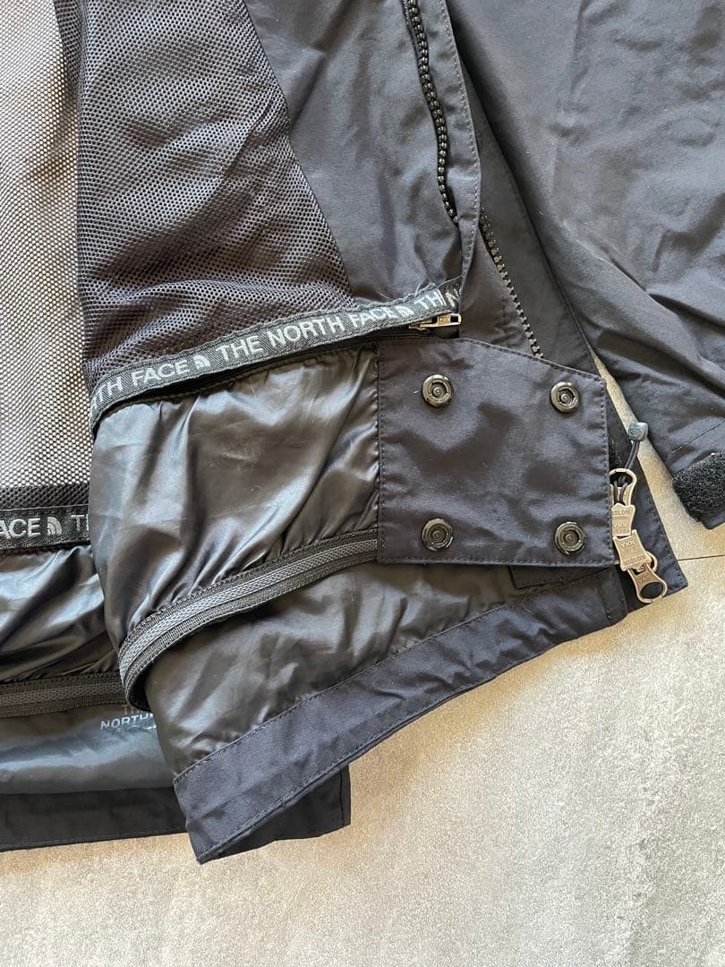 THE NORTH FACE ナイロンジャケット　防水　ネイビー　Sサイズ