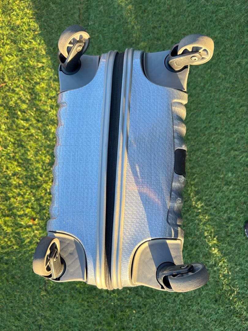 サムソナイト スーツケース コスモライト スピナー55 機内持ち込み可