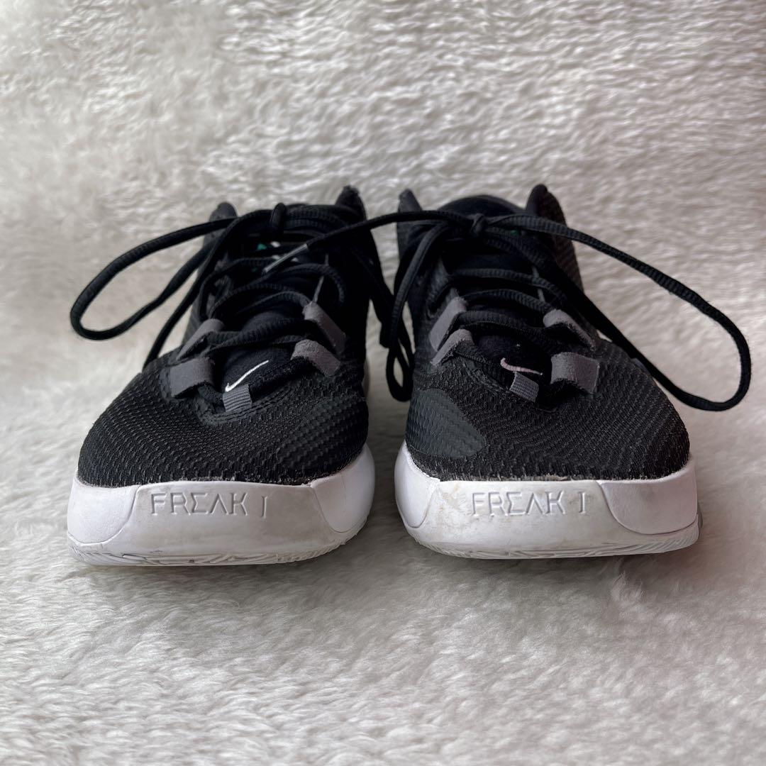 NIKE フリーク1 FREAK1 バッシュ　黒　25cm