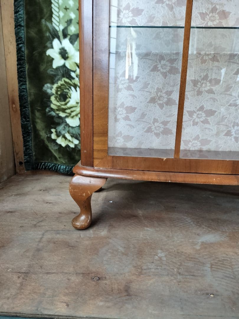 グラスキャビネット　ウォールナット　アンティーク　キャビネット　最終値下げ