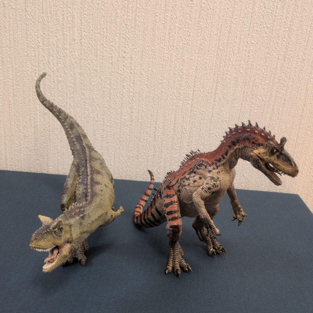 パポ　クリオロフォサウルス　カルノサウルス