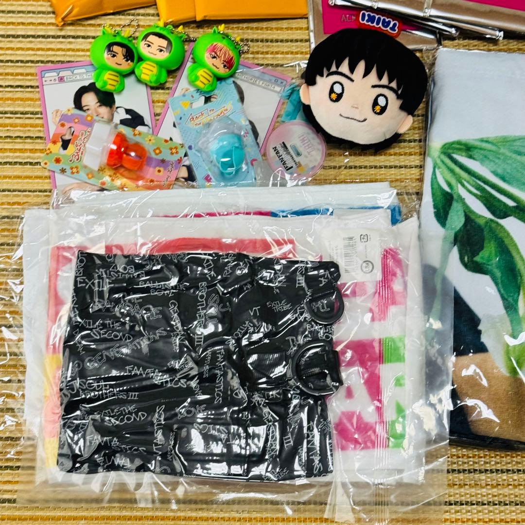 まとめ FANTASTICS アクリルスタンド タオル 等 グッズ セット