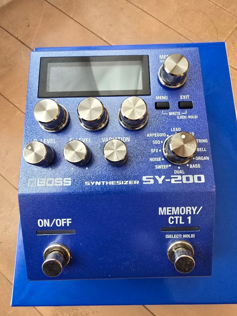 BOSS SY-200 シンセサイザー