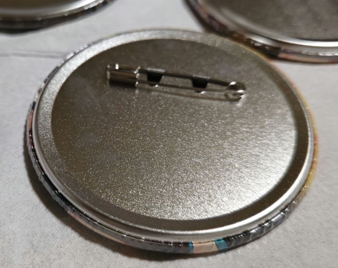 ワンピース 輩 缶バッジ ENGINE