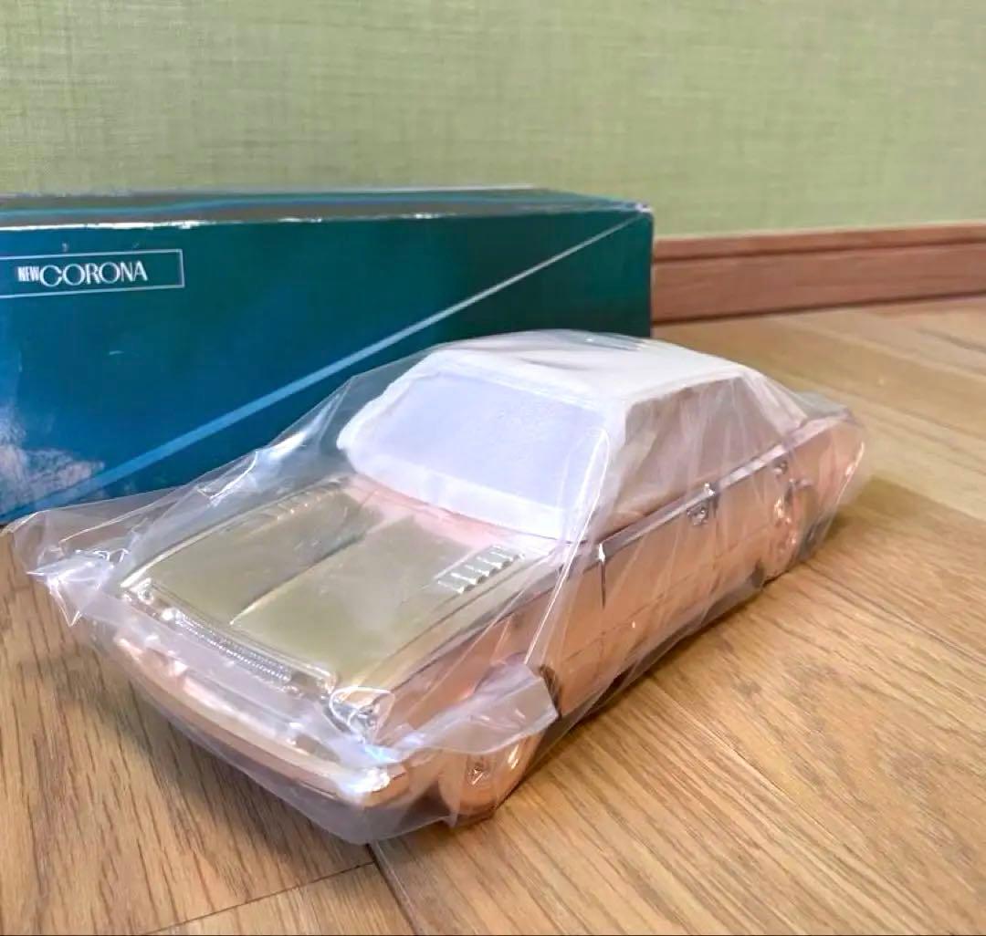 美品トヨタ コロナ メタル製 ゴールド　シガレットケース　ノベルティ　1973