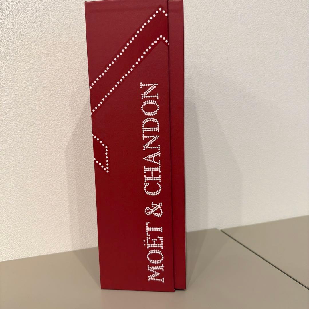 レア。限定2025MOËT & CHANDON PHARRELL 750ml