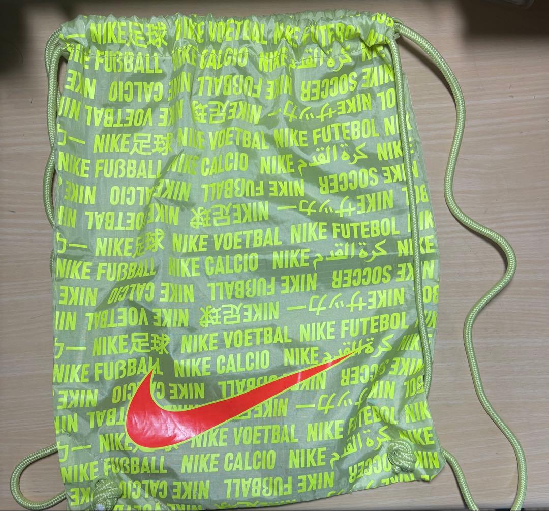 ナイキ マーキュリアル ヴェイパー 16 エリート