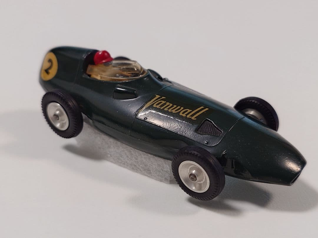 SOLIDO REF 104 VANWALL （②green）