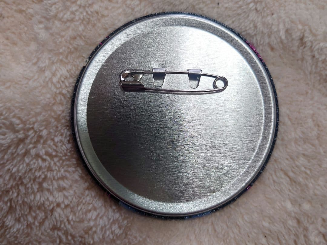 輩缶バッジ　MUSIC　ロー