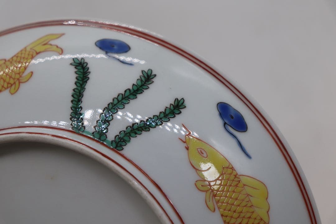 中国美術　正徳年製　色絵魚紋お皿　送料込み260104
