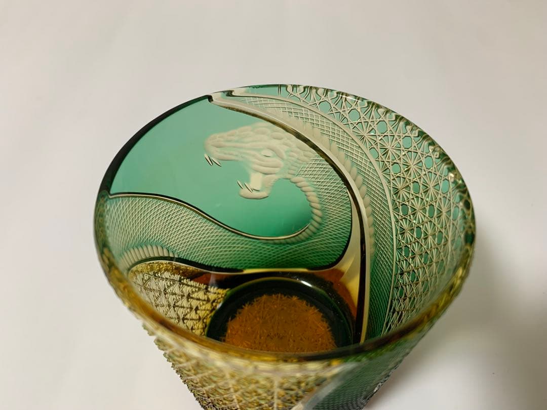 キ*ョ様 江戸切子　伝統工芸士但野英芳作　「蛇」　オールドグラス