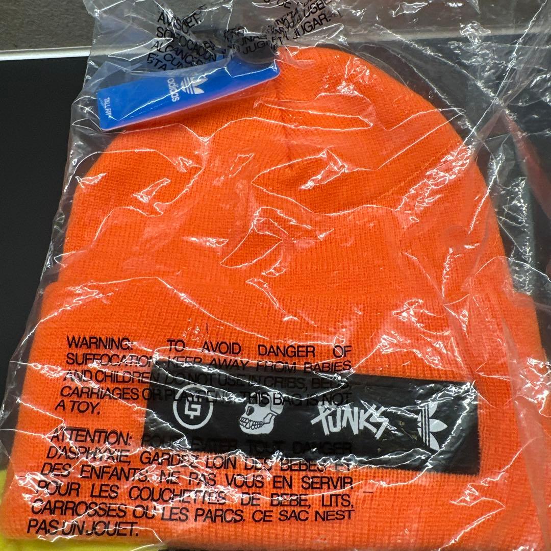 アディダス　ジャージ上下と帽子