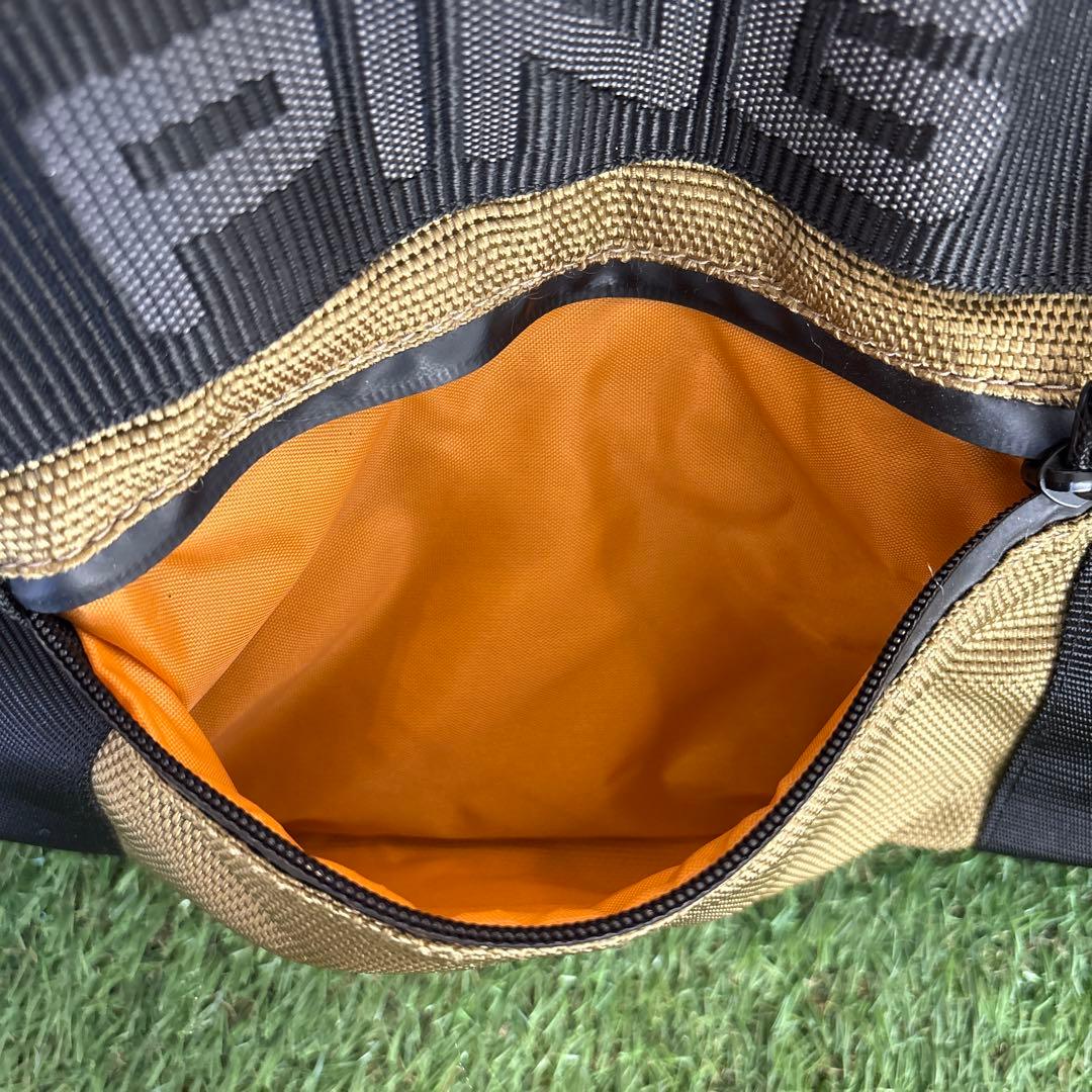 ‼️ピン ダッフルバッグ ベージュ‼️