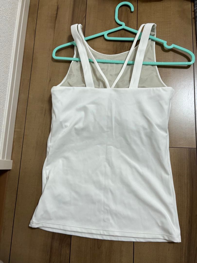 yurima sukala 花柄タンクトップ＆レギンスセット