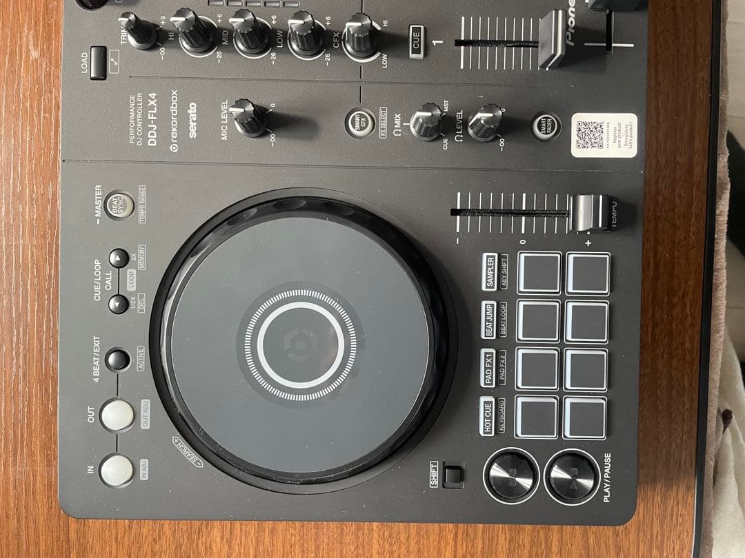Pioneer DJ DDJ-FLX4 コントローラー