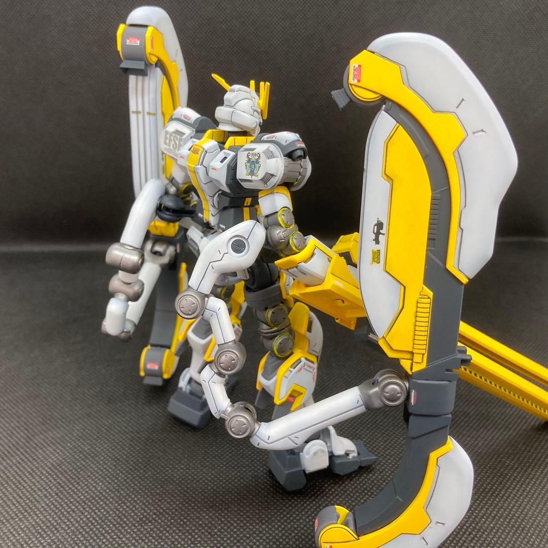 ガンプラHG1/144 アトラスガンダム全塗装完成品